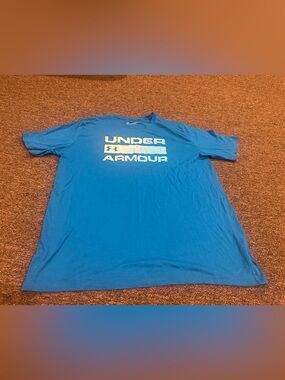 Under Armour Men’s Loose L Blue Logo Active athletic moisture wicking  T-Shirt